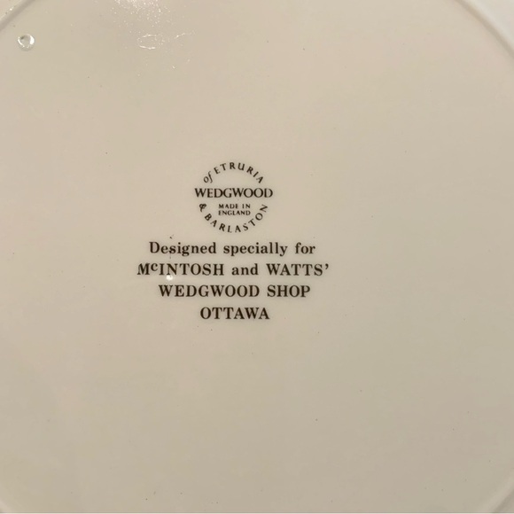 Wedgwood Canada heritage vintage plate 🇨🇦 - Picture 6 of 7